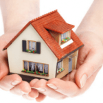 Продажа квартиры при помощи агентов по недвижимости