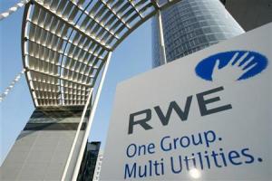 An outside view shows RWE AG headquarters in Essen March 26, 2002. German utility RWE AG said it bea..