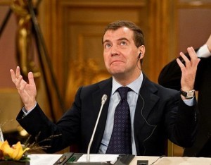 Медведев рассказал о возможностях, которые открывает слабый рубль