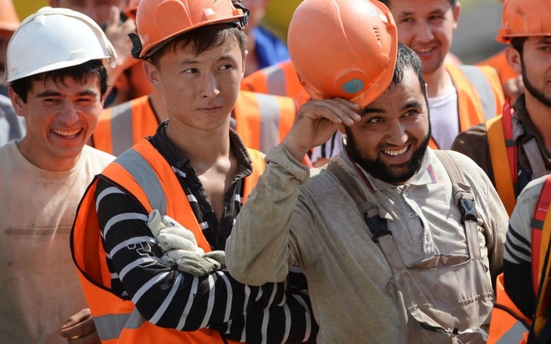 Четверть россиян готовы работать на месте трудовых мигрантов